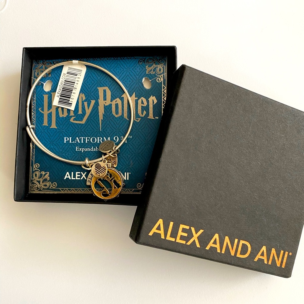 NWT Alex and Ani Harry Potter Bracelet